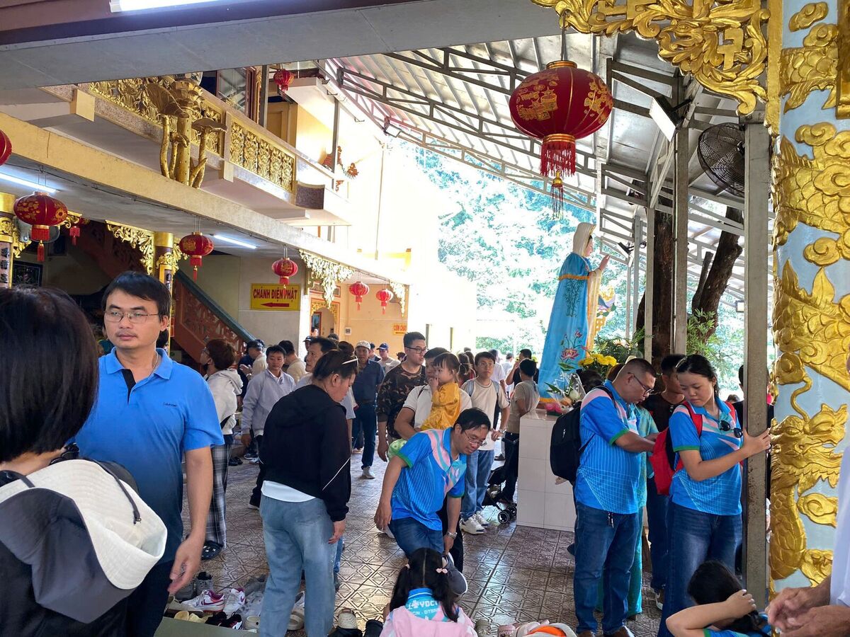 Tượng Phật Thích Ca nhập Niết Bàn trên Núi Bà Đen 3