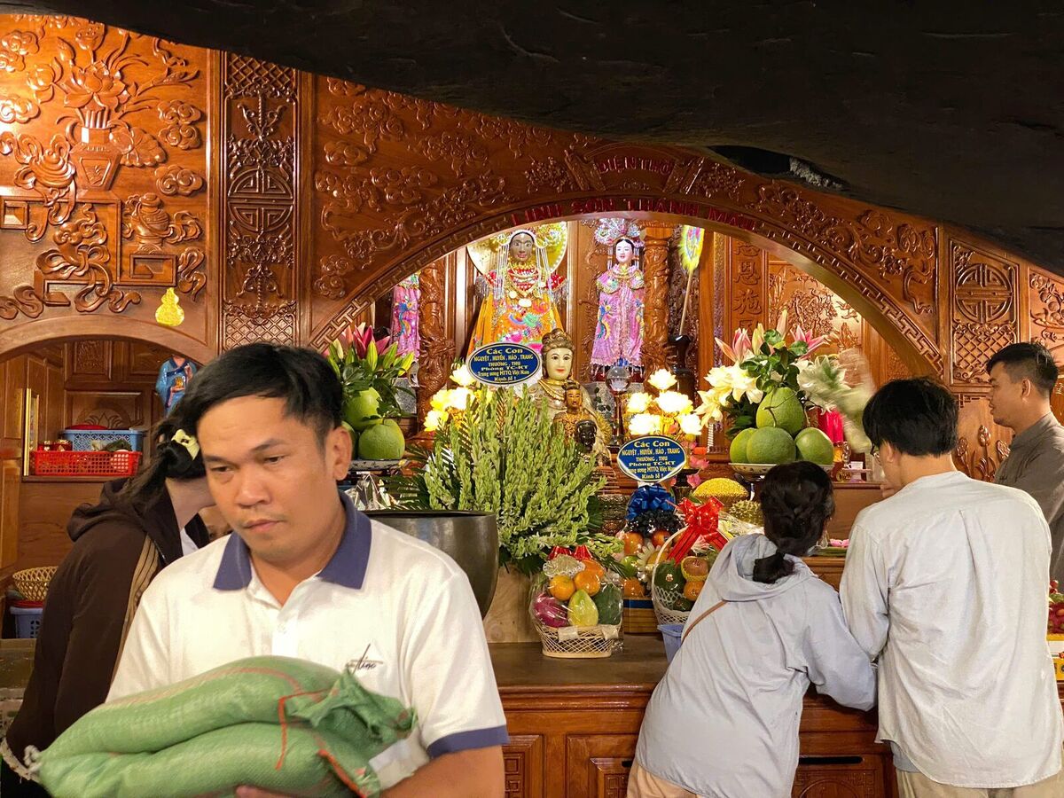 Tượng Phật Thích Ca nhập Niết Bàn trên Núi Bà Đen 4