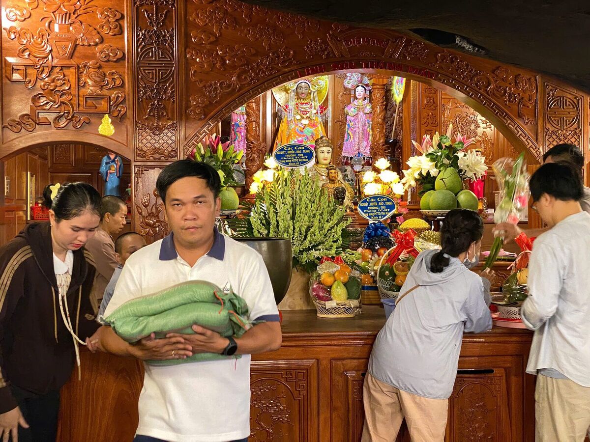 Tượng Phật Thích Ca nhập Niết Bàn trên Núi Bà Đen 7