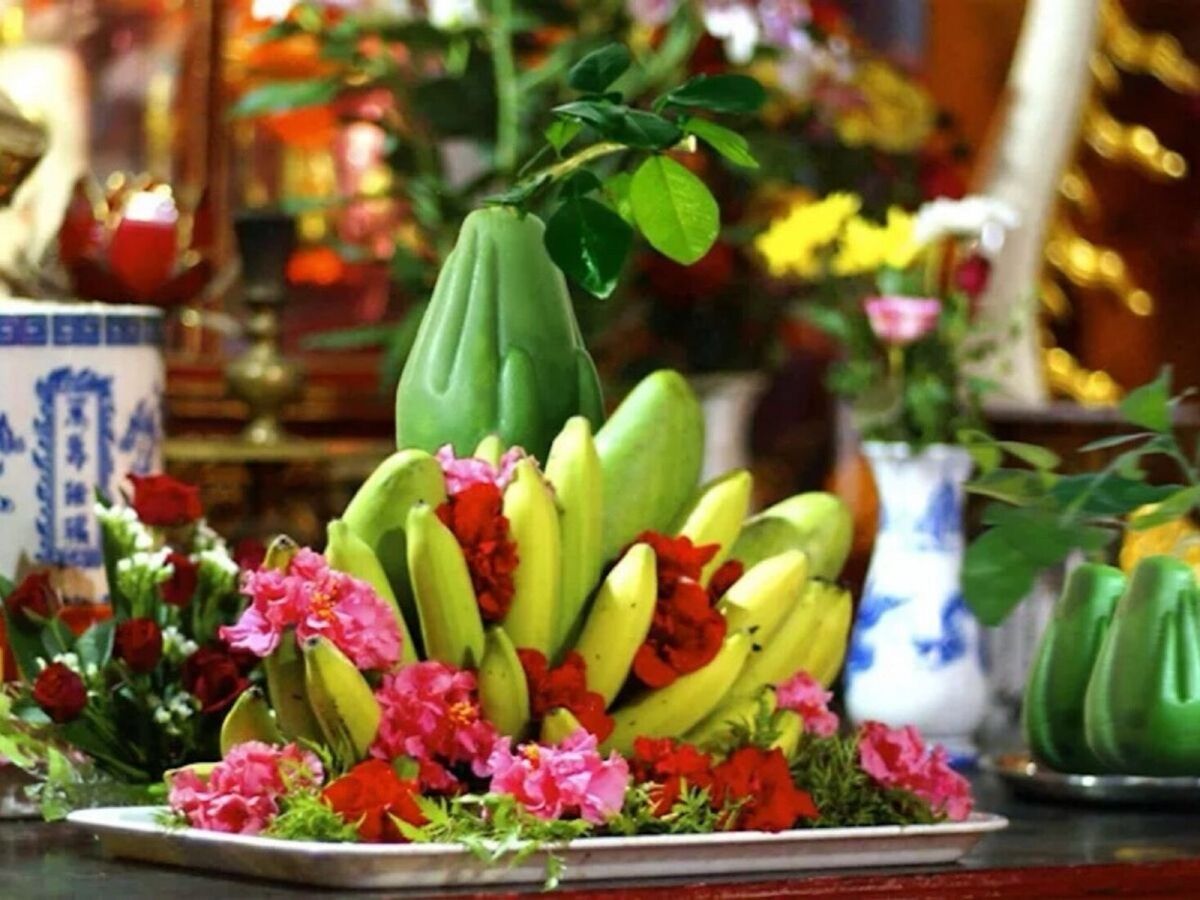 Hoa quả dâng Bà Đen nên chọn loại nào
