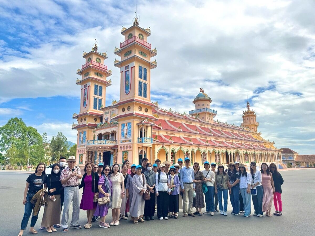 Tour tự túc Núi Bà Đen 1 ngày — hướng dẫn chi tiết
