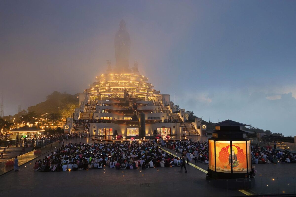Check-in quanh tượng Phật Bà Tây Bổ Đà Sơn 4
