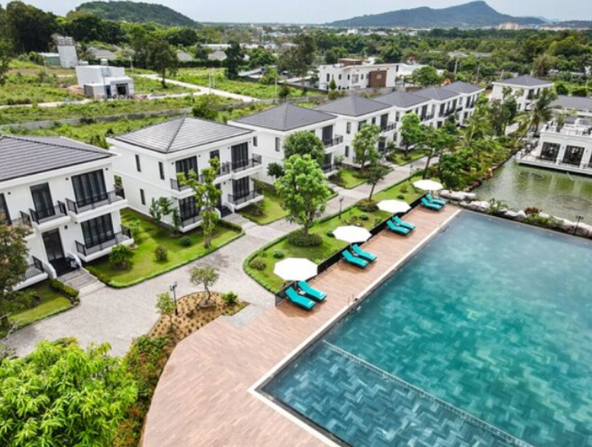 Khách sạn Tây Ninh có hồ bơi — review 3 nơi đáng ngâm mình sau ngày leo núi